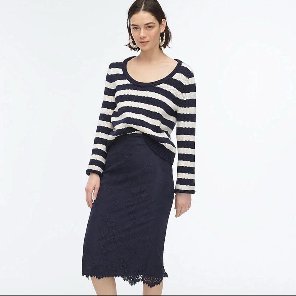 J. Crew Chantilly Lace Pencil Skirt Navy Blue Size 8 - Picture 7 of 12